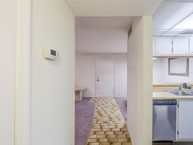 3235 BENEVA ROAD 101, Sarasota, FL 34232