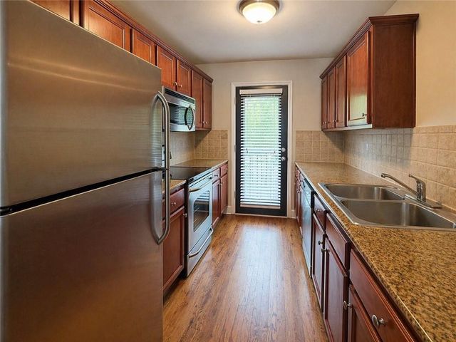 48 Peachtree Avenue NE 221, Atlanta, GA 30305