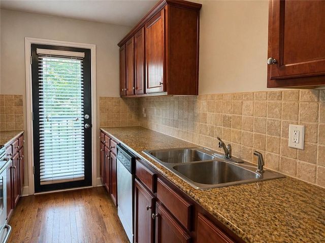 48 Peachtree Avenue NE 221, Atlanta, GA 30305