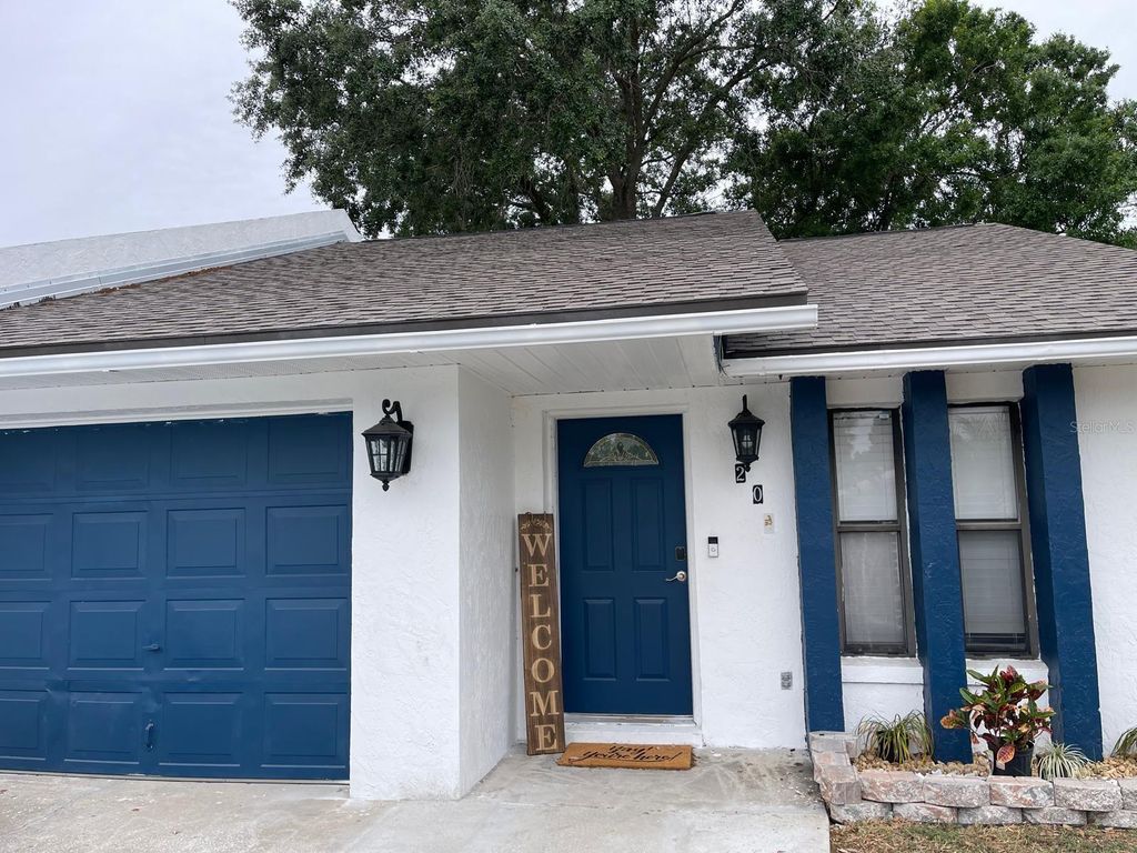 202 VILLAGE VIEW LANE, Lakeland, FL 33809