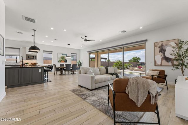 17467 W Guthrie Street, Surprise, AZ 85388