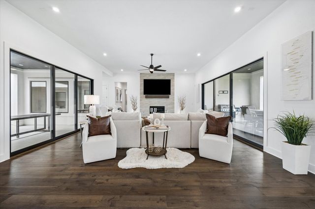2513 Novara TRL, Leander, TX 78641