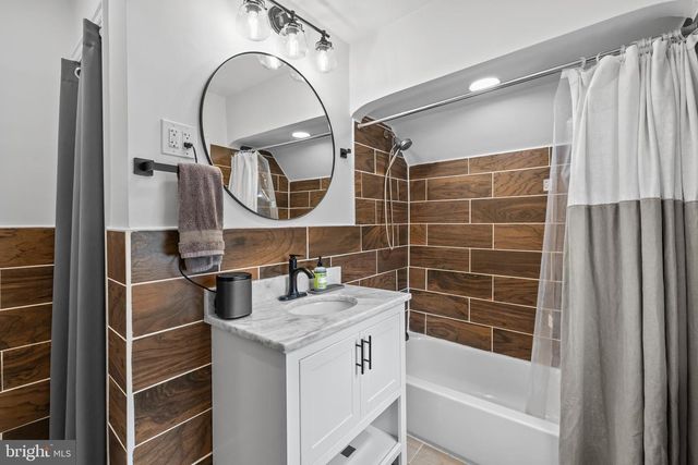 4442 SOUTH DAKOTA AVE NE, Washington, DC 20017