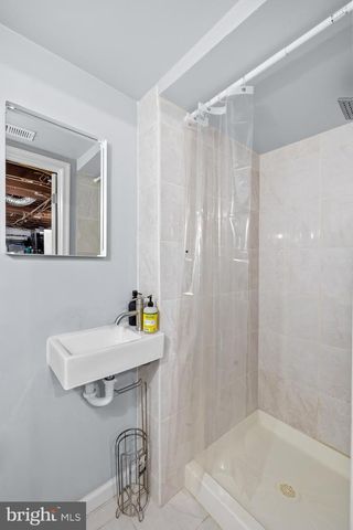 4442 SOUTH DAKOTA AVE NE, Washington, DC 20017