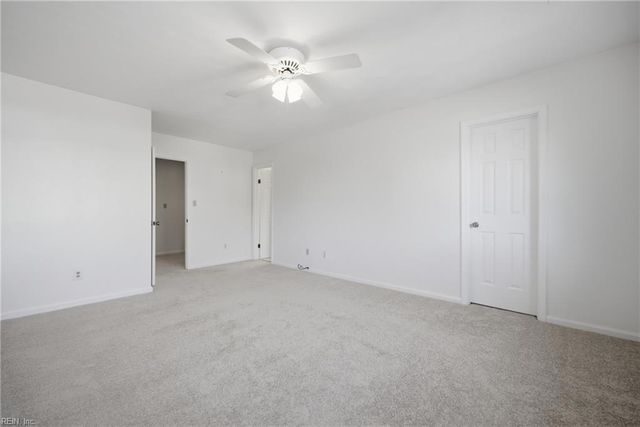 718 Coquina LN, Virginia Beach, VA 23451