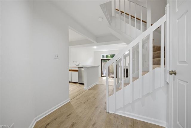 718 Coquina LN, Virginia Beach, VA 23451