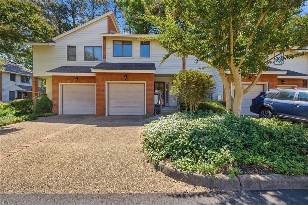 718 Coquina LN, Virginia Beach, VA 23451