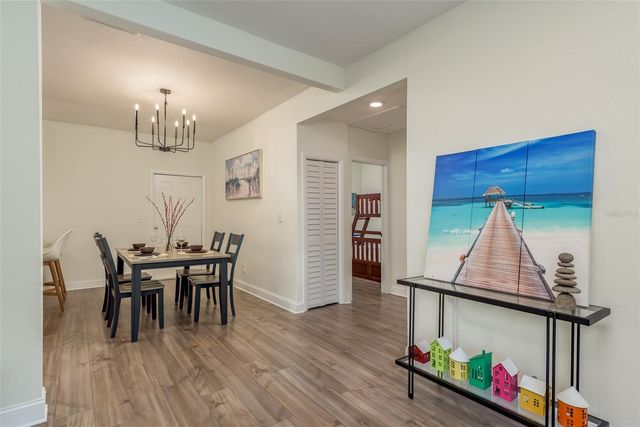 206 W WARREN AVENUE, Tampa, FL 33602