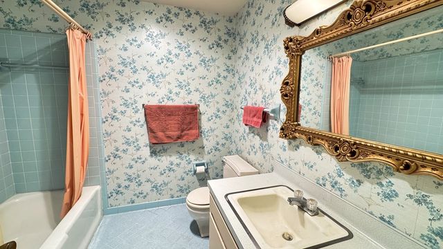 707 Cardinal Dr, Kerrville, TX 78028