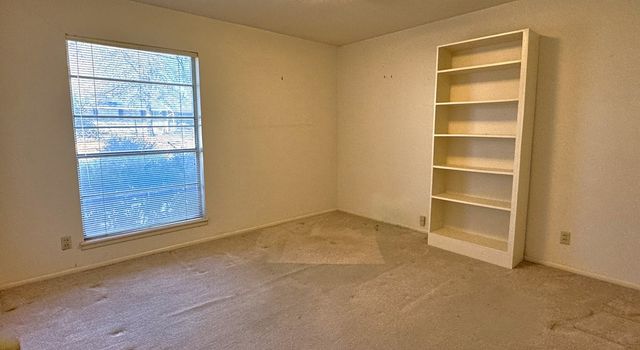 707 Cardinal Dr, Kerrville, TX 78028