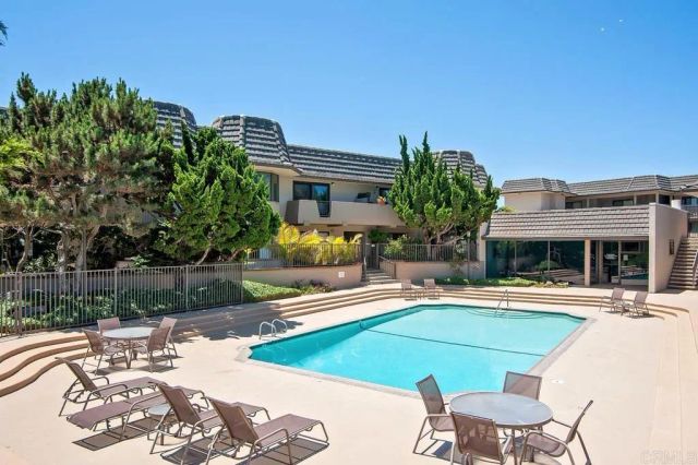 836 S Sierra, Solana Beach, CA 92075