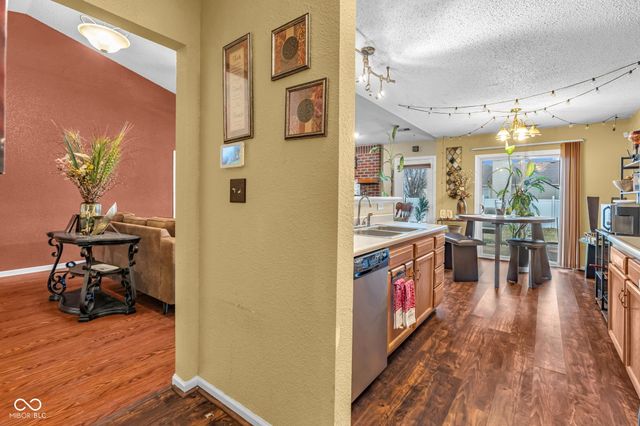 5850 Woodcote Drive, Indianapolis, IN 46221