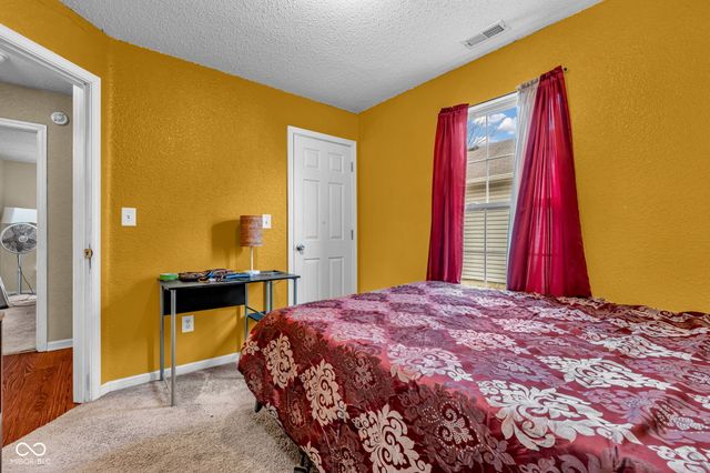 5850 Woodcote Drive, Indianapolis, IN 46221