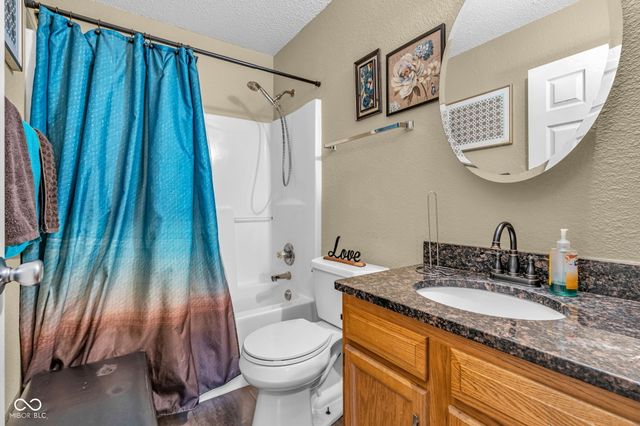 5850 Woodcote Drive, Indianapolis, IN 46221