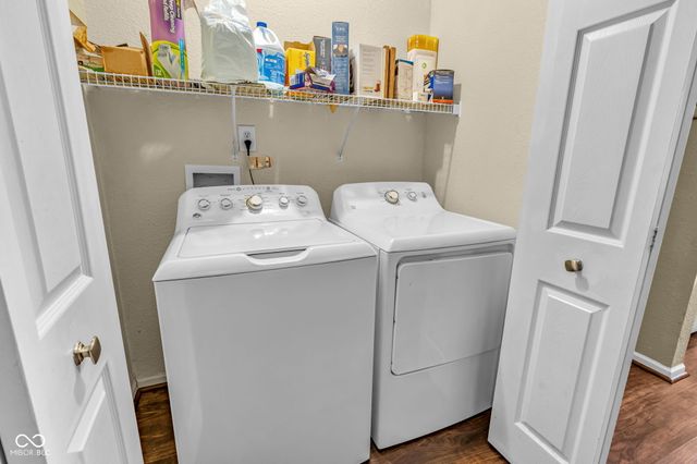 5850 Woodcote Drive, Indianapolis, IN 46221