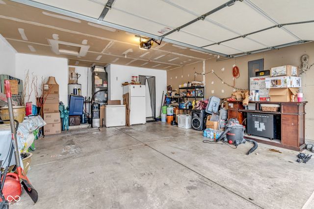 5850 Woodcote Drive, Indianapolis, IN 46221