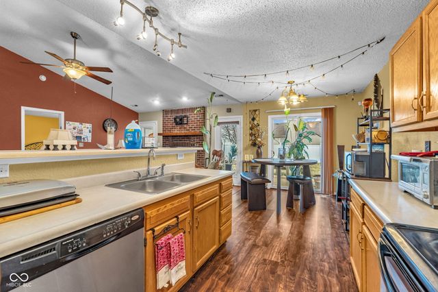 5850 Woodcote Drive, Indianapolis, IN 46221