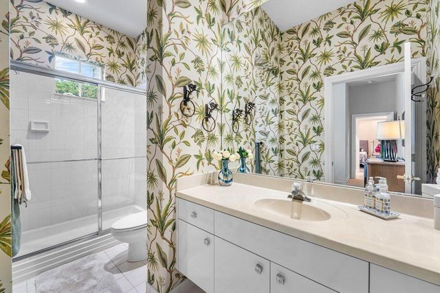 28 Laguna Terrace, Palm Beach Gardens, FL 33418