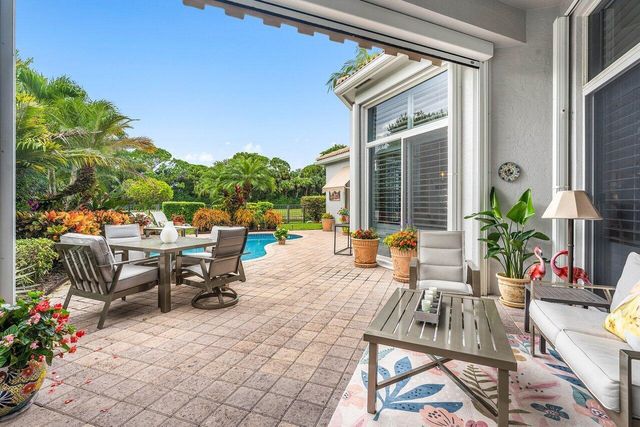 28 Laguna Terrace, Palm Beach Gardens, FL 33418