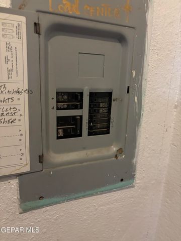 1211 E OVERLAND Avenue, El Paso, TX 79901