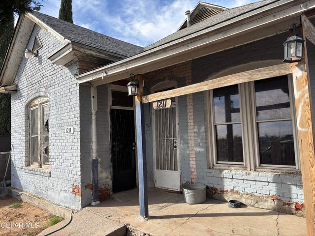 1211 E OVERLAND Avenue, El Paso, TX 79901