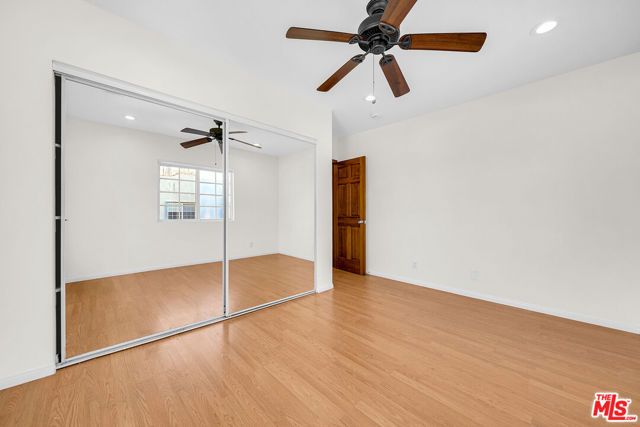 743 N Las Palmas Avenue, Los Angeles, CA 90038