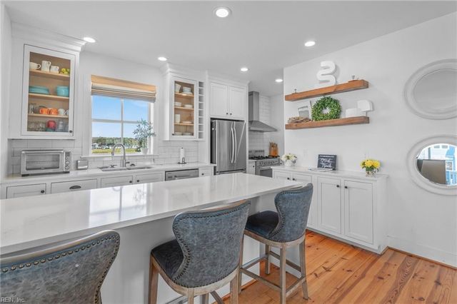 172 Sunset BLVD, Cape Charles, VA 23310