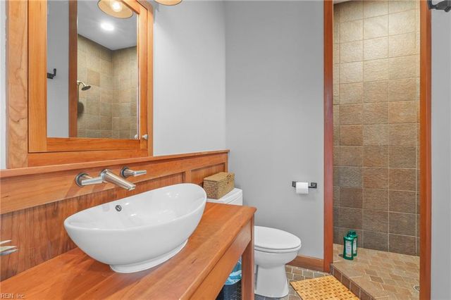 172 Sunset BLVD, Cape Charles, VA 23310