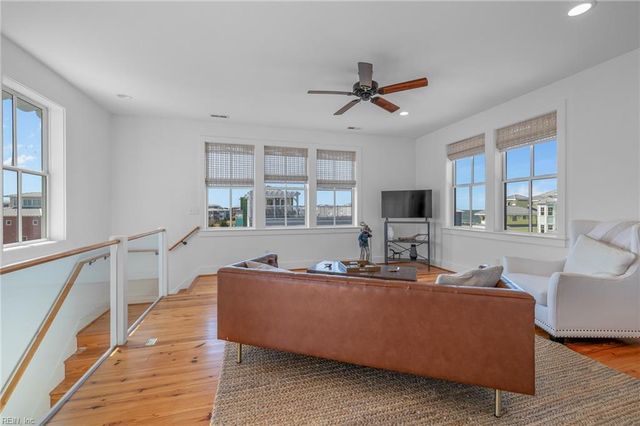 172 Sunset BLVD, Cape Charles, VA 23310