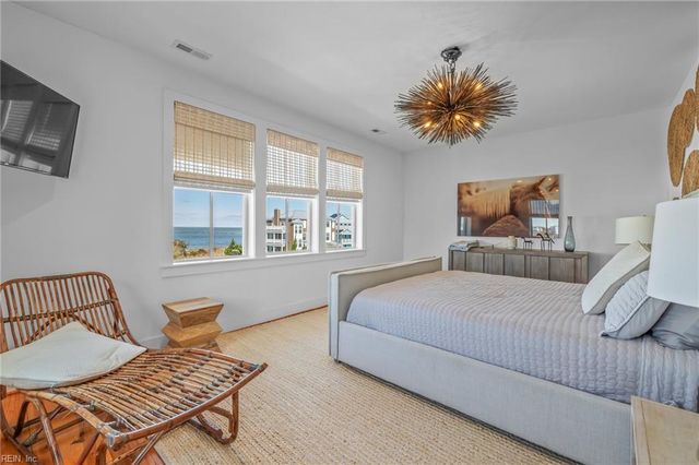 172 Sunset BLVD, Cape Charles, VA 23310