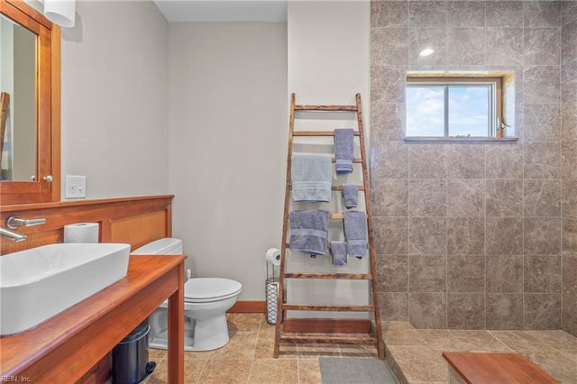 172 Sunset BLVD, Cape Charles, VA 23310