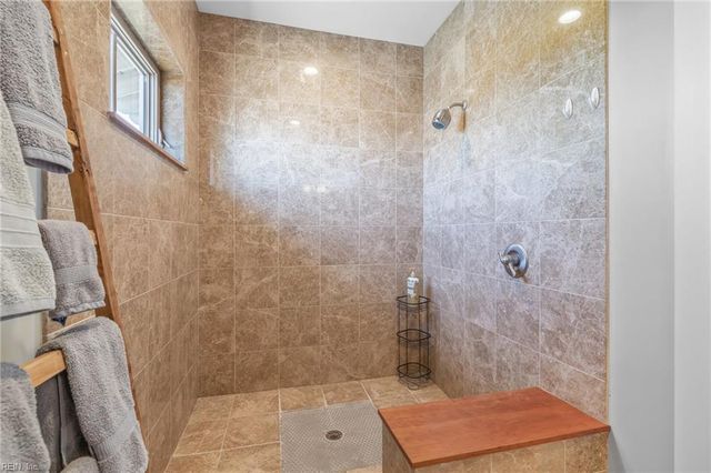 172 Sunset BLVD, Cape Charles, VA 23310