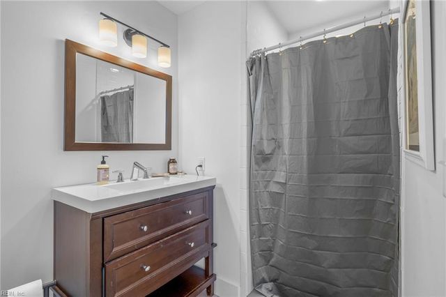 172 Sunset BLVD, Cape Charles, VA 23310