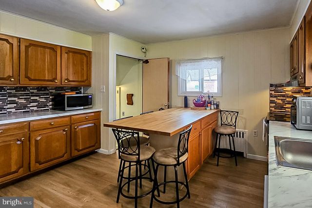 739 GRANT ST, Hazleton, PA 18201