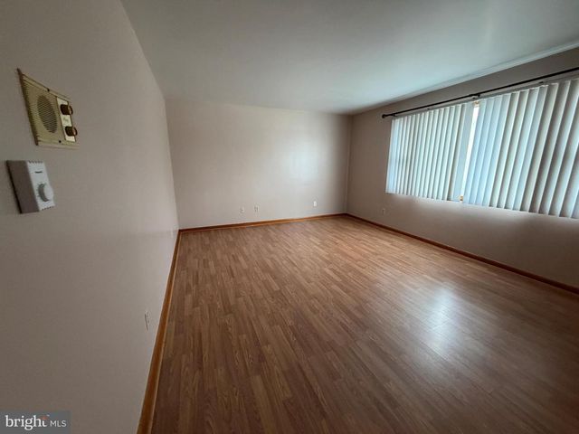 1034 LAURICH DRIVE, Chambersburg, PA 17202