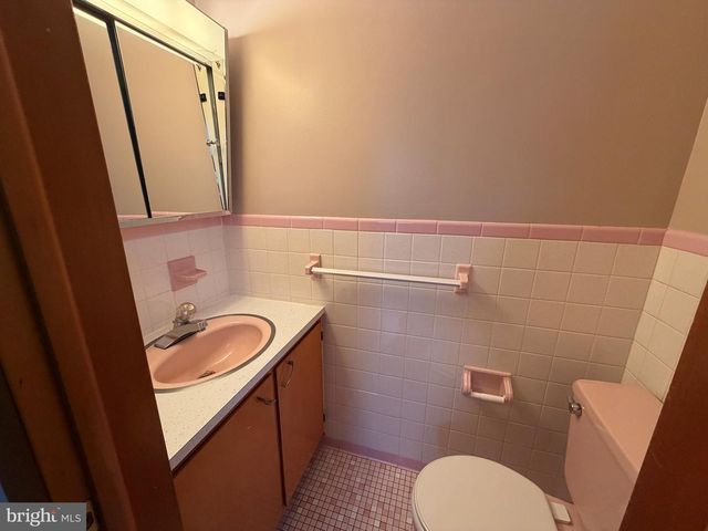 1034 LAURICH DRIVE, Chambersburg, PA 17202