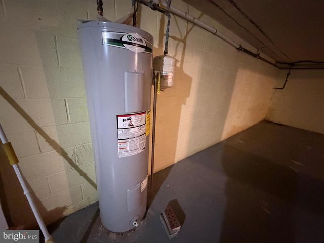 1034 LAURICH DRIVE, Chambersburg, PA 17202