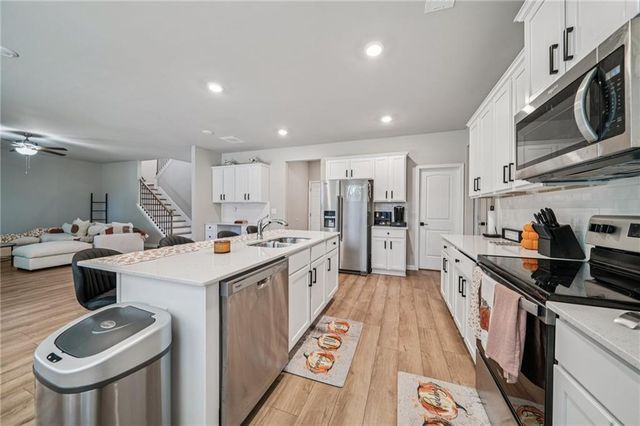 120 Cabin Way, Hampton, GA 30228