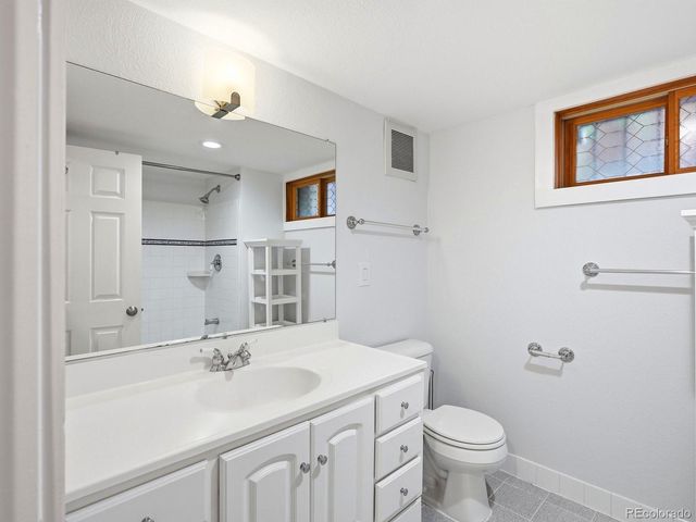 4345 E 17th Avenue Parkway, Denver, CO 80220