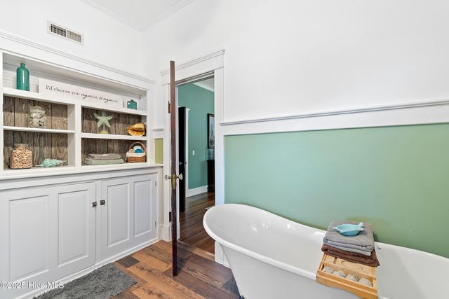 1592 Village Point Road SW, Shallotte, NC 28470