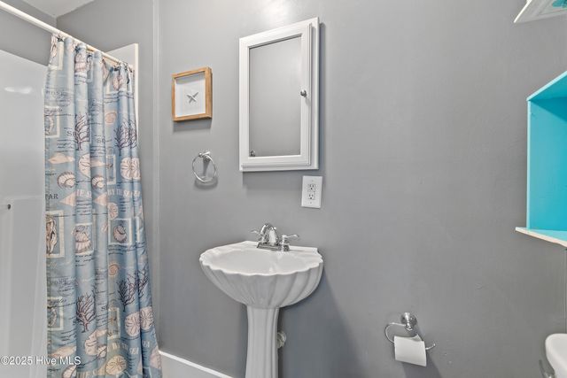 1592 Village Point Road SW, Shallotte, NC 28470