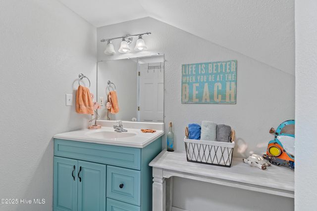 1592 Village Point Road SW, Shallotte, NC 28470