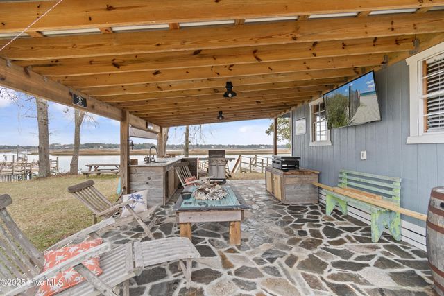 1592 Village Point Road SW, Shallotte, NC 28470