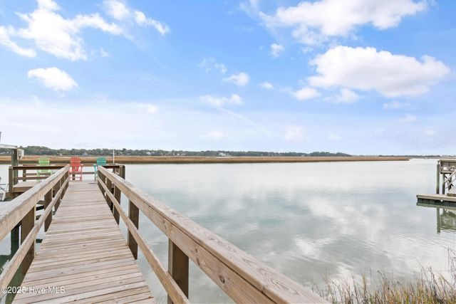 1592 Village Point Road SW, Shallotte, NC 28470