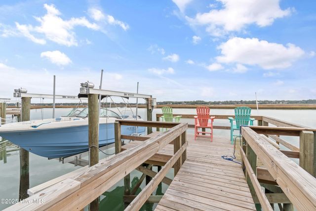 1592 Village Point Road SW, Shallotte, NC 28470