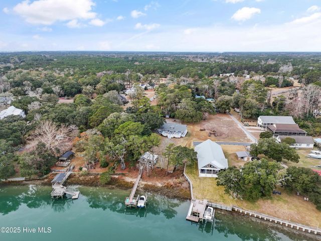 1592 Village Point Road SW, Shallotte, NC 28470