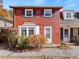 17 Cannongate Rd 87, Tyngsborough, MA 01879