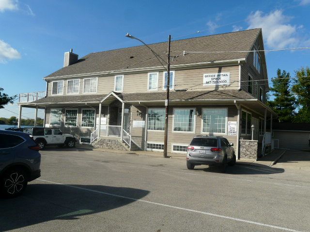 36 W Grand Avenue, Fox Lake, IL 60020