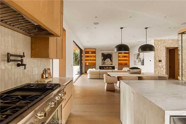 12753 Halkirk Street, Studio City, CA 91604