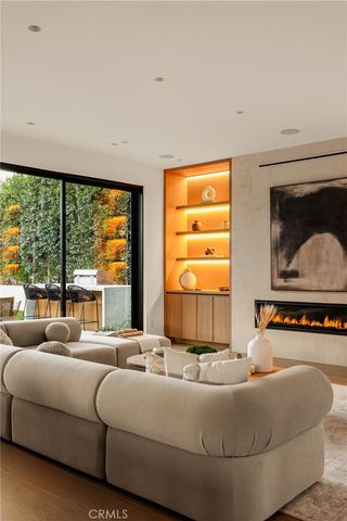 12753 Halkirk Street, Studio City, CA 91604